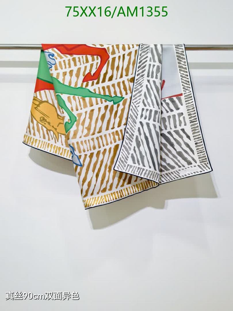 Hermes-Scarves Code: AM1355 $: 75USD