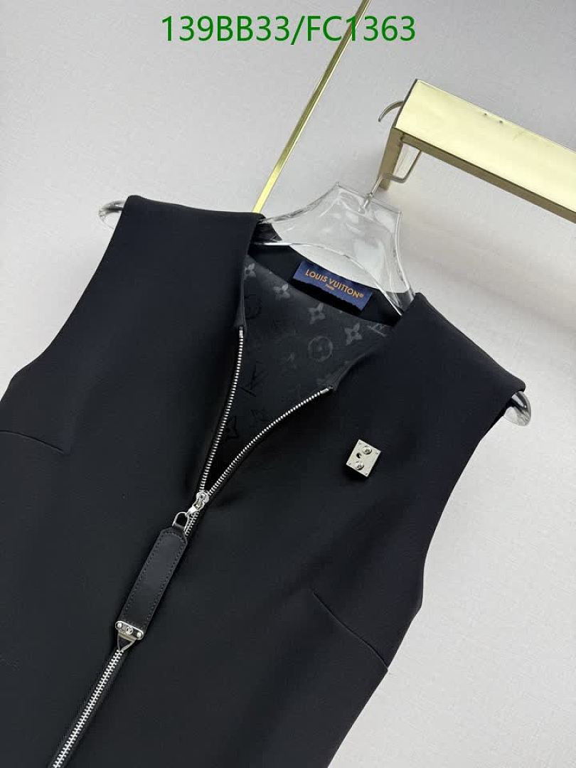 LV-Clothing Code: FC1363 $: 139USD