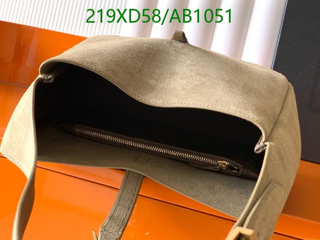 YSL-BagsMirror Quality Code: AB1051 $: 219USD