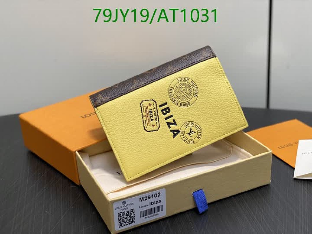 LV-WalletsMirror Quality Code: AT1031 $: 79USD