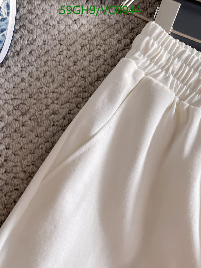 Balenciaga-Clothing Code: VC0944 $: 59USD