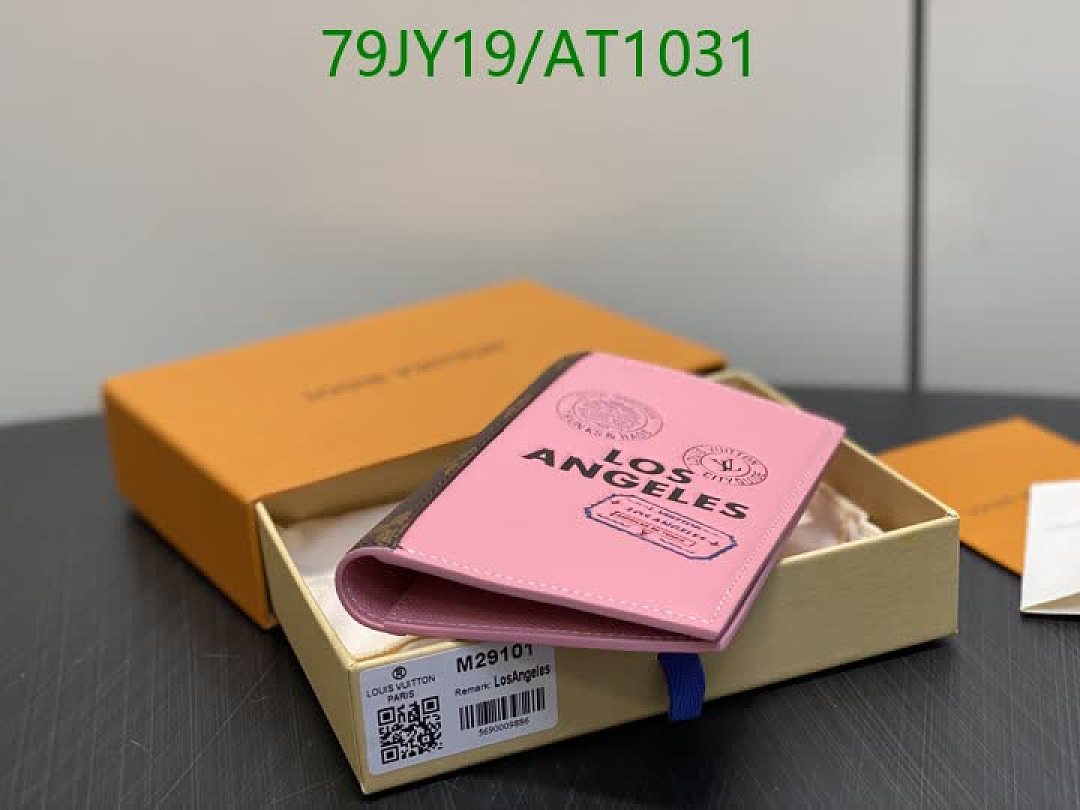LV-WalletsMirror Quality Code: AT1031 $: 79USD
