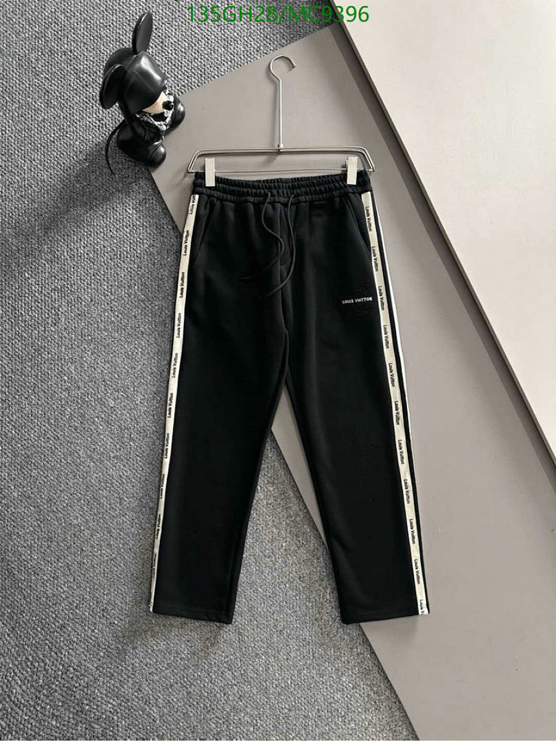 LV-Clothing Code: MC9396 $: 135USD