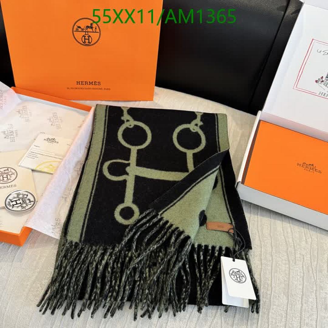Hermes-Scarves Code: AM1365 $: 55USD