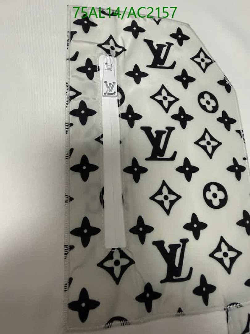 LV-Clothing Code: AC2157 $: 75USD