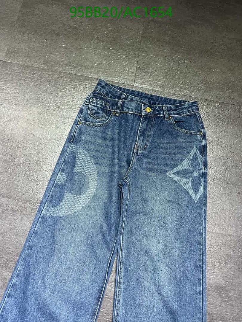 LV-Clothing Code: AC1654 $: 95USD