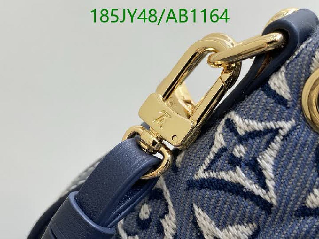 LV-BagsMirror Quality Code: AB1164 $: 185USD