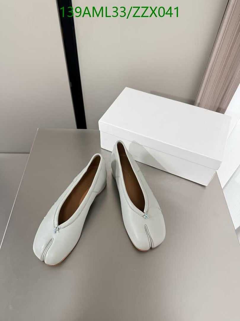 MM6-Women Shoes Code: ZZX041 $: 139USD
