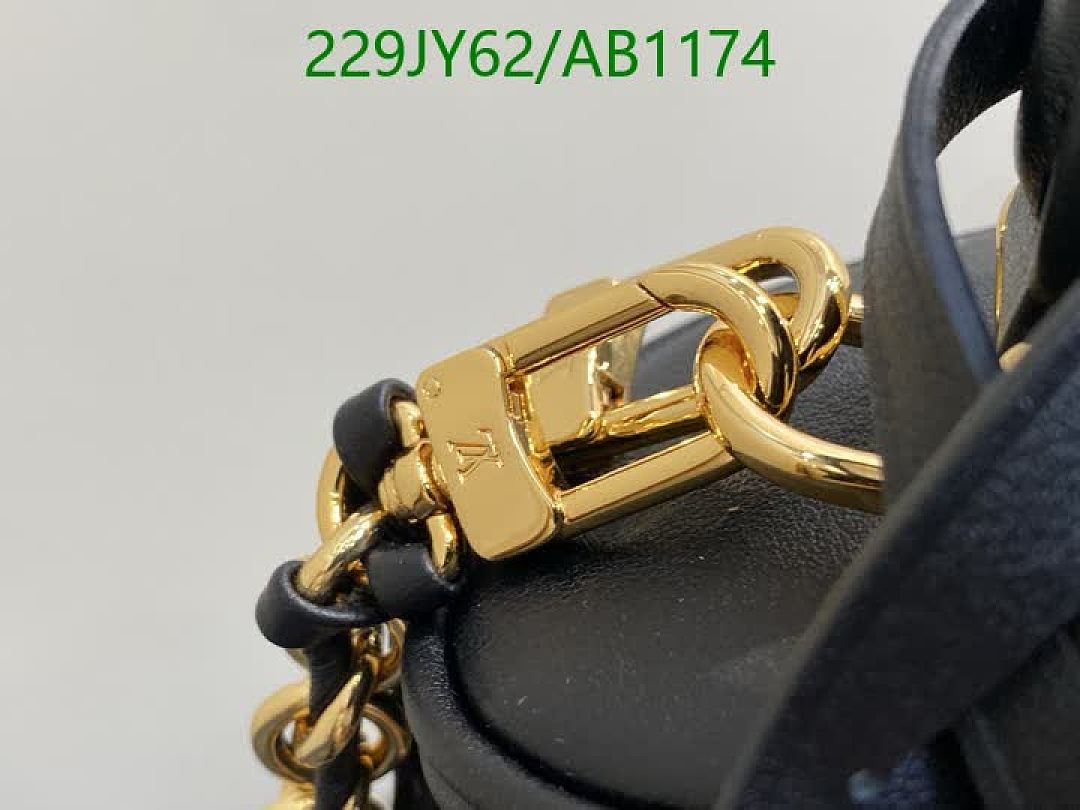 LV-BagsMirror Quality Code: AB1174 $: 229USD