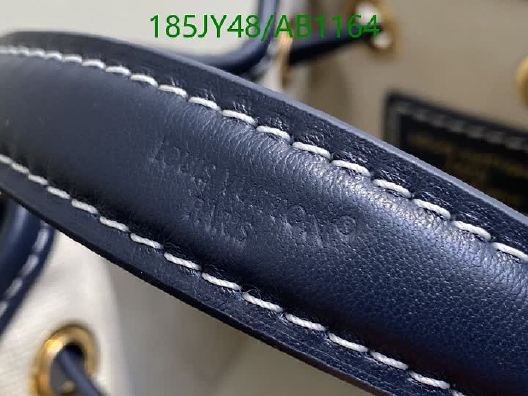 LV-BagsMirror Quality Code: AB1164 $: 185USD