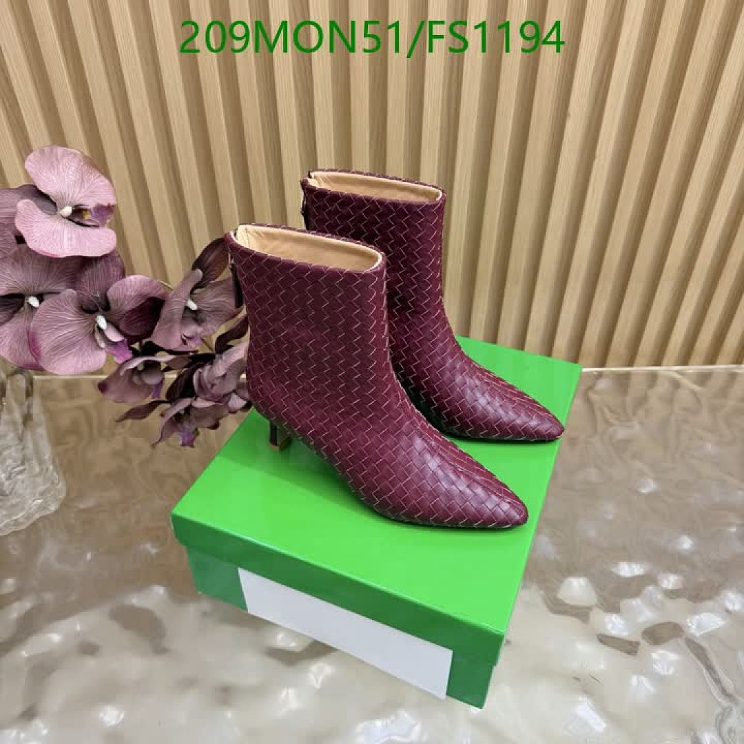 BV-Women Shoes Code: FS1194 $: 209USD