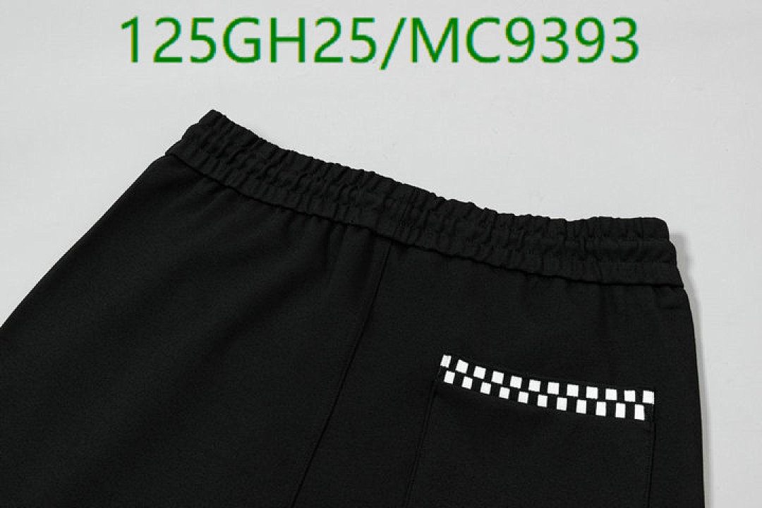 LV-Clothing Code: MC9393 $: 125USD