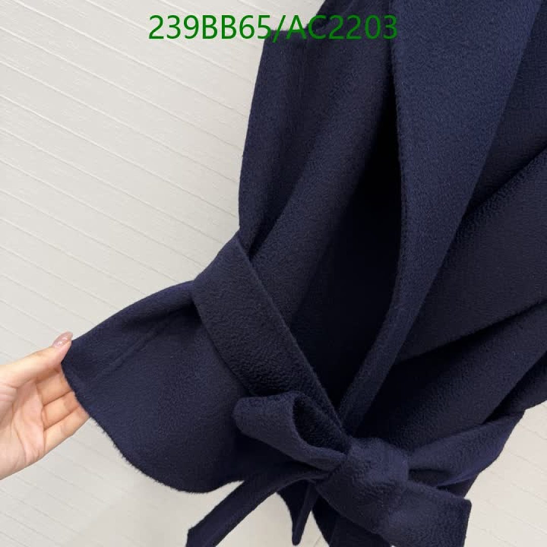 Alaia-Clothing Code: AC2203 $: 239USD