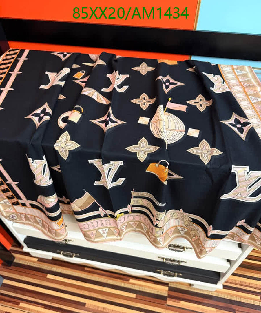 LV-Scarves Code: AM1434 $: 85USD