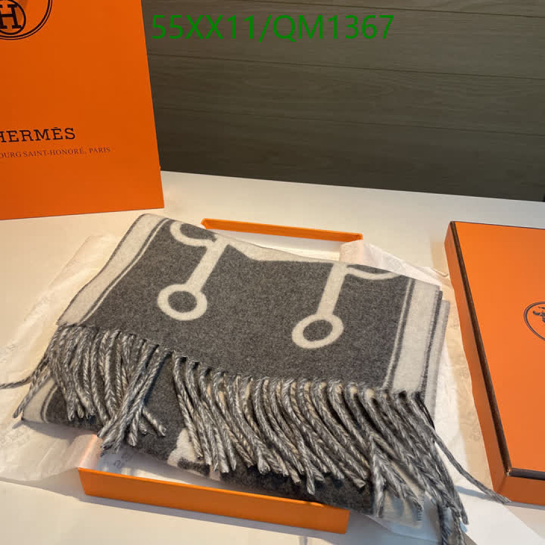 Hermes-Scarves Code: QM1367 $: 55USD