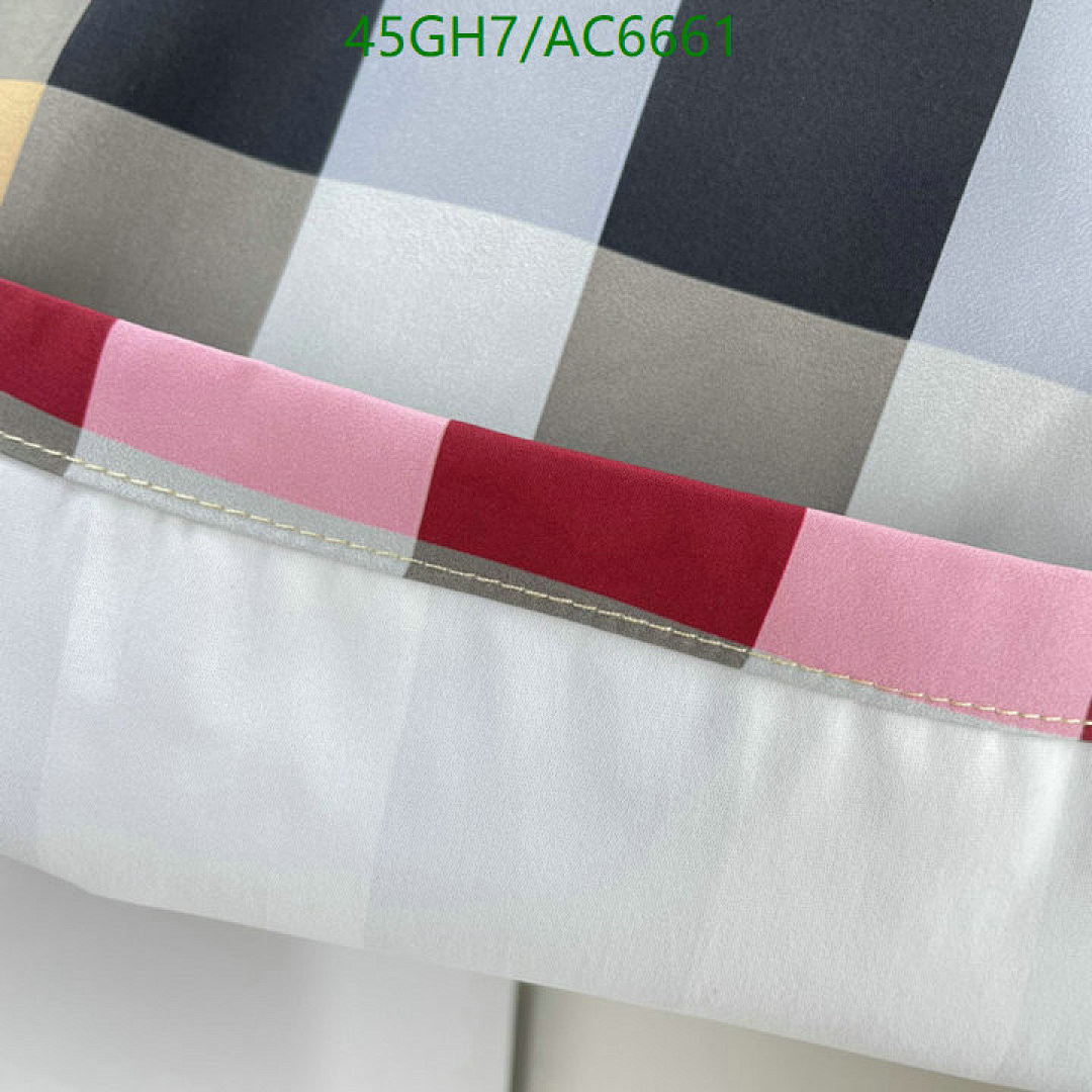 Burberry-Clothing Code: AC6661 $: 45USD