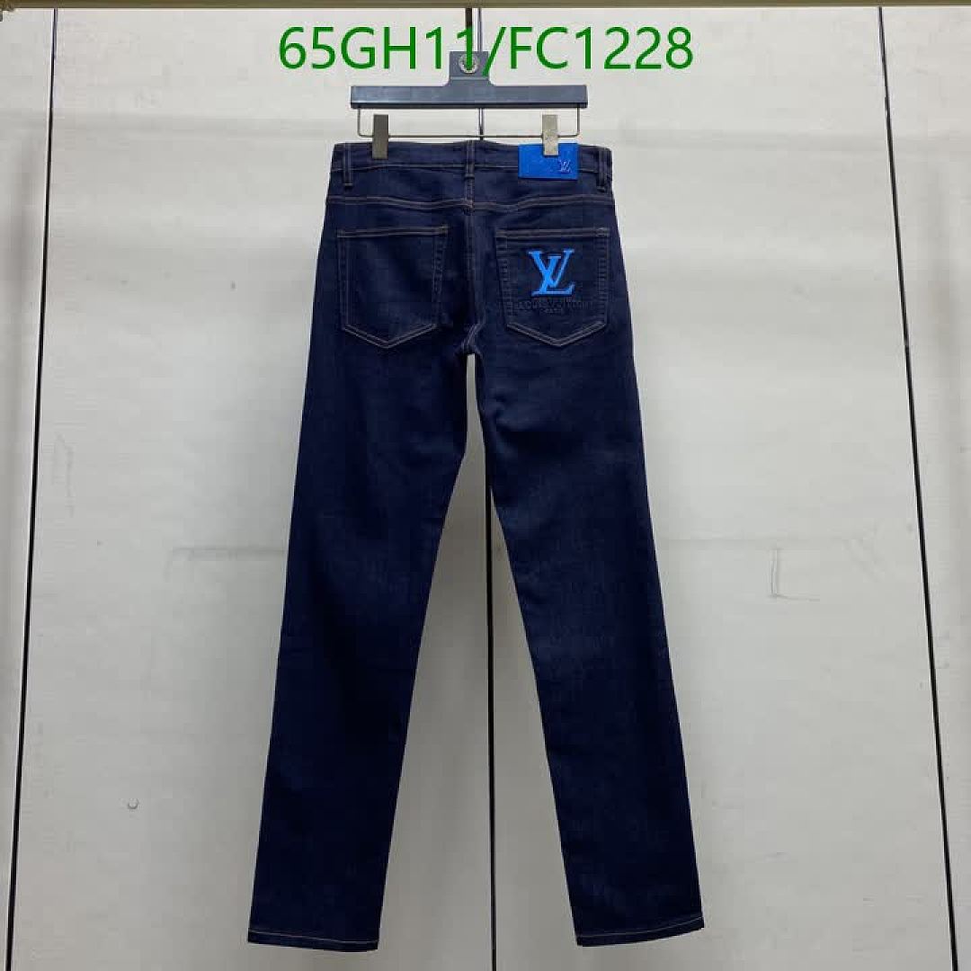 LV-Clothing Code: FC1228 $: 65USD