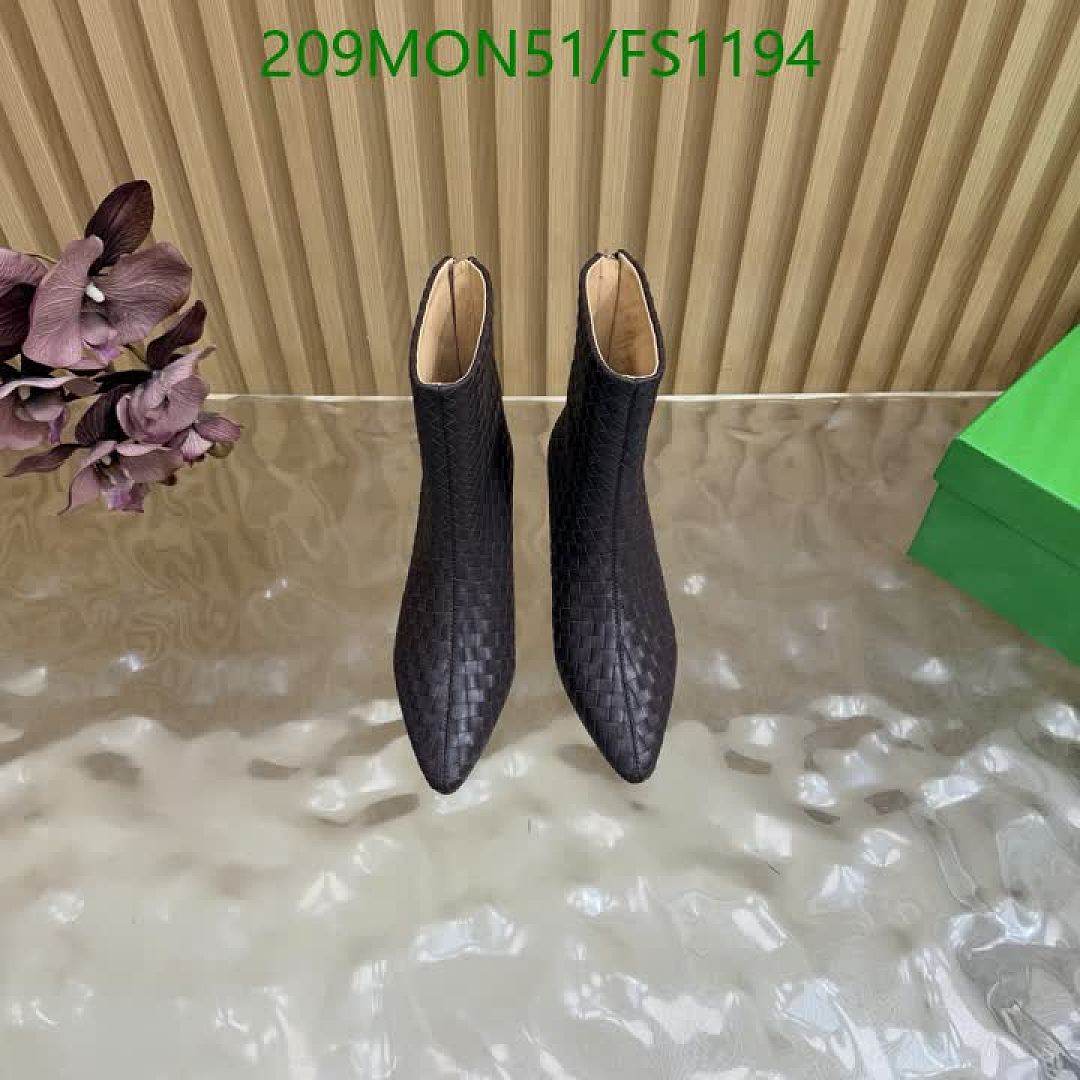 BV-Women Shoes Code: FS1194 $: 209USD