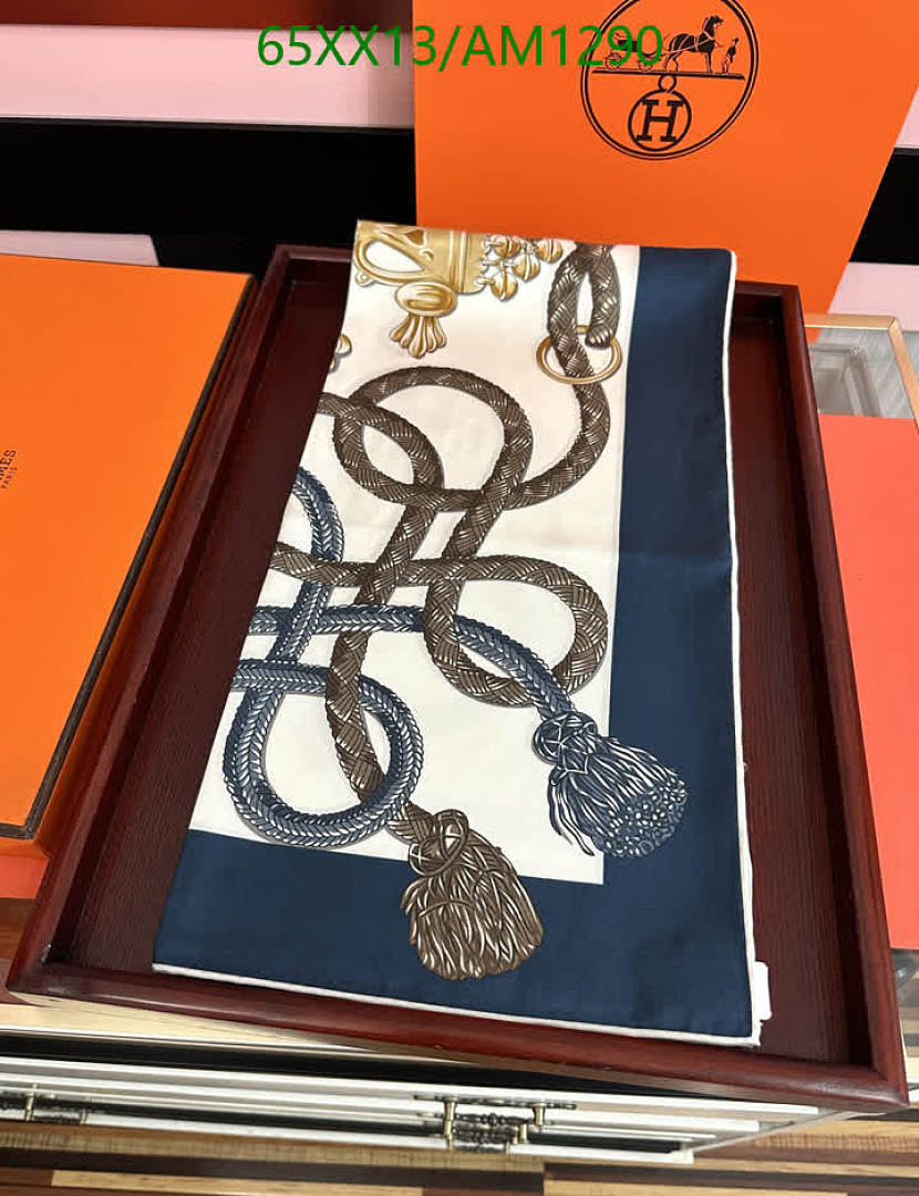 Hermes-Scarves Code: AM1290 $: 65USD