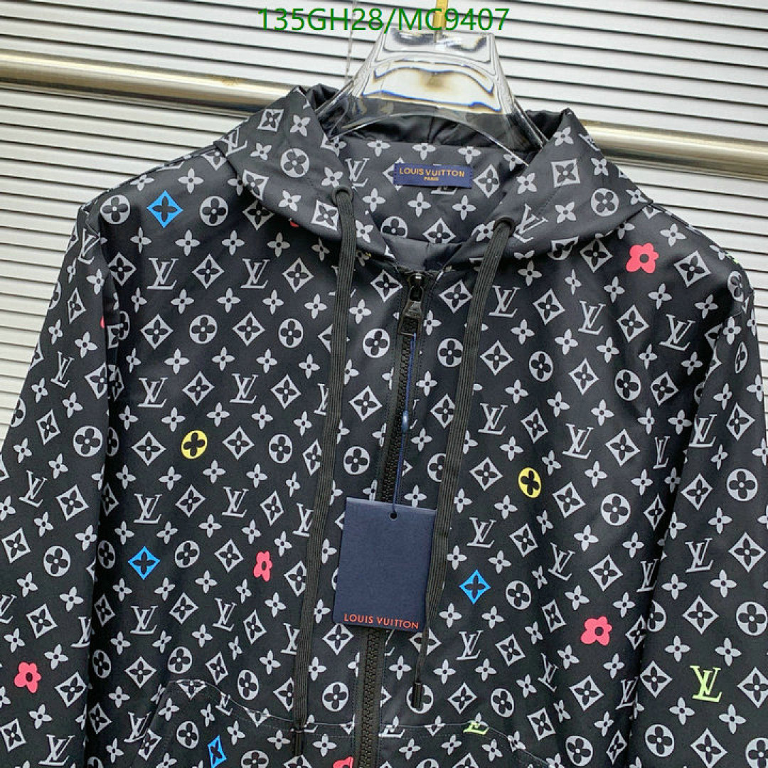 LV-Clothing Code: MC9407 $: 135USD