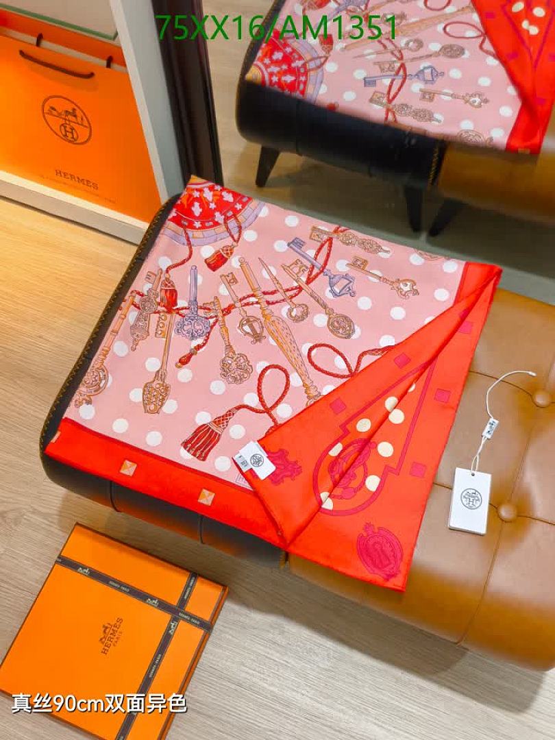 Hermes-Scarves Code: AM1351 $: 75USD