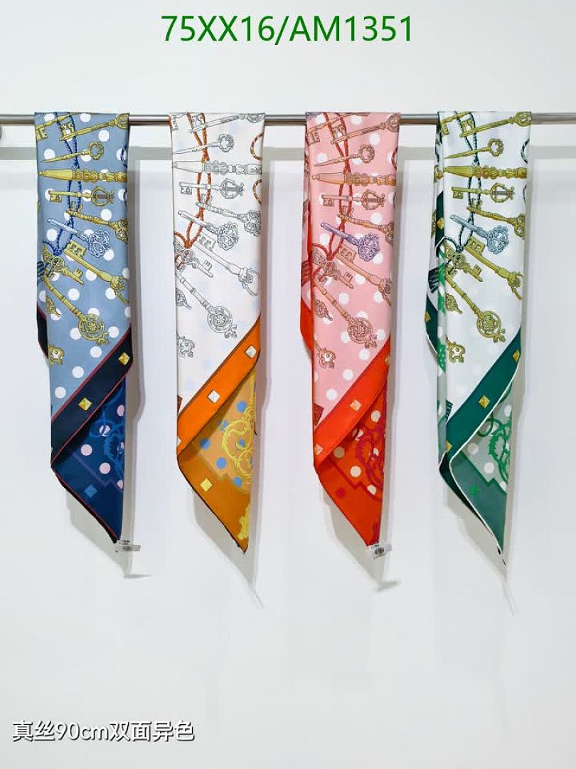 Hermes-Scarves Code: AM1351 $: 75USD
