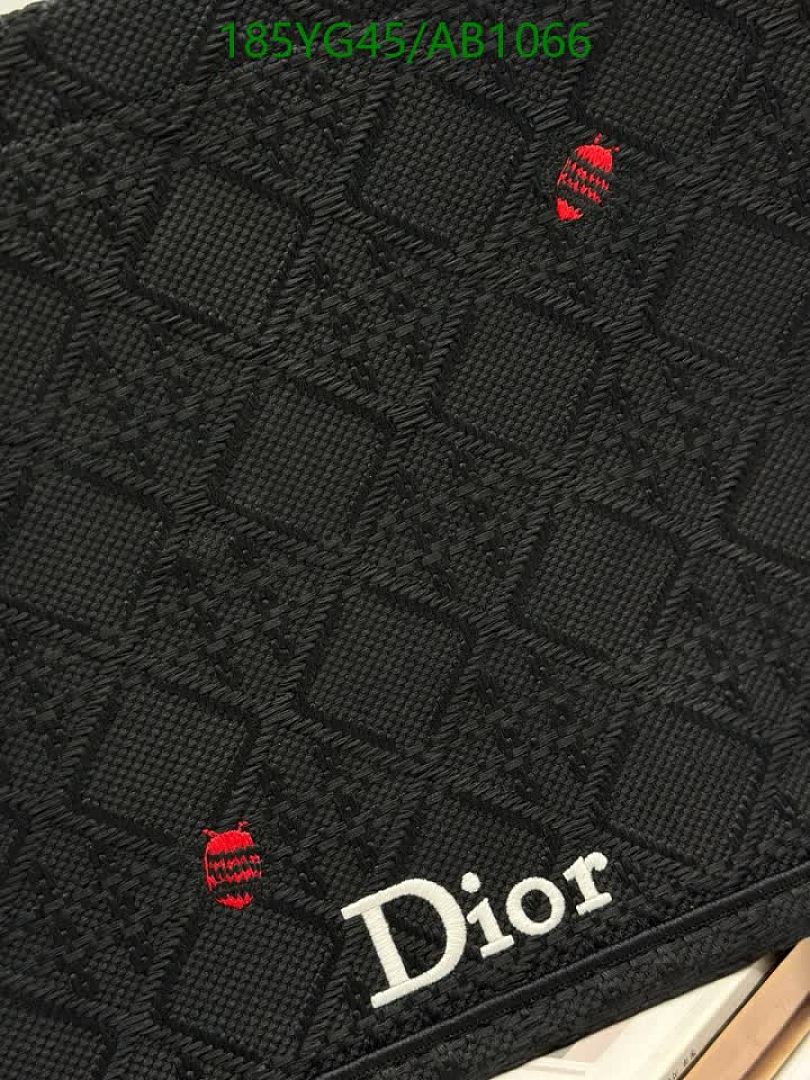 Dior-BagsMirror Quality Code: AB1066 $: 185USD