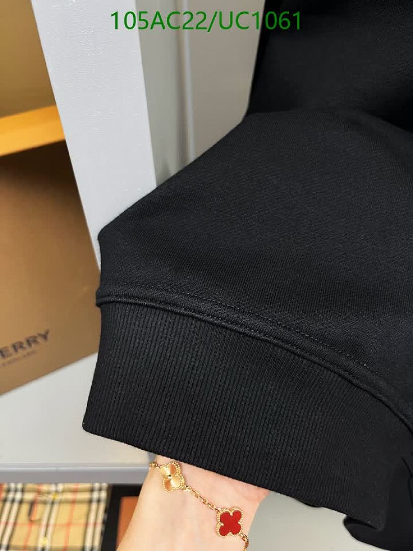 Burberry-Clothing Code: UC1061 $: 105USD
