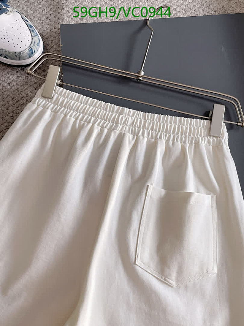 Balenciaga-Clothing Code: VC0944 $: 59USD