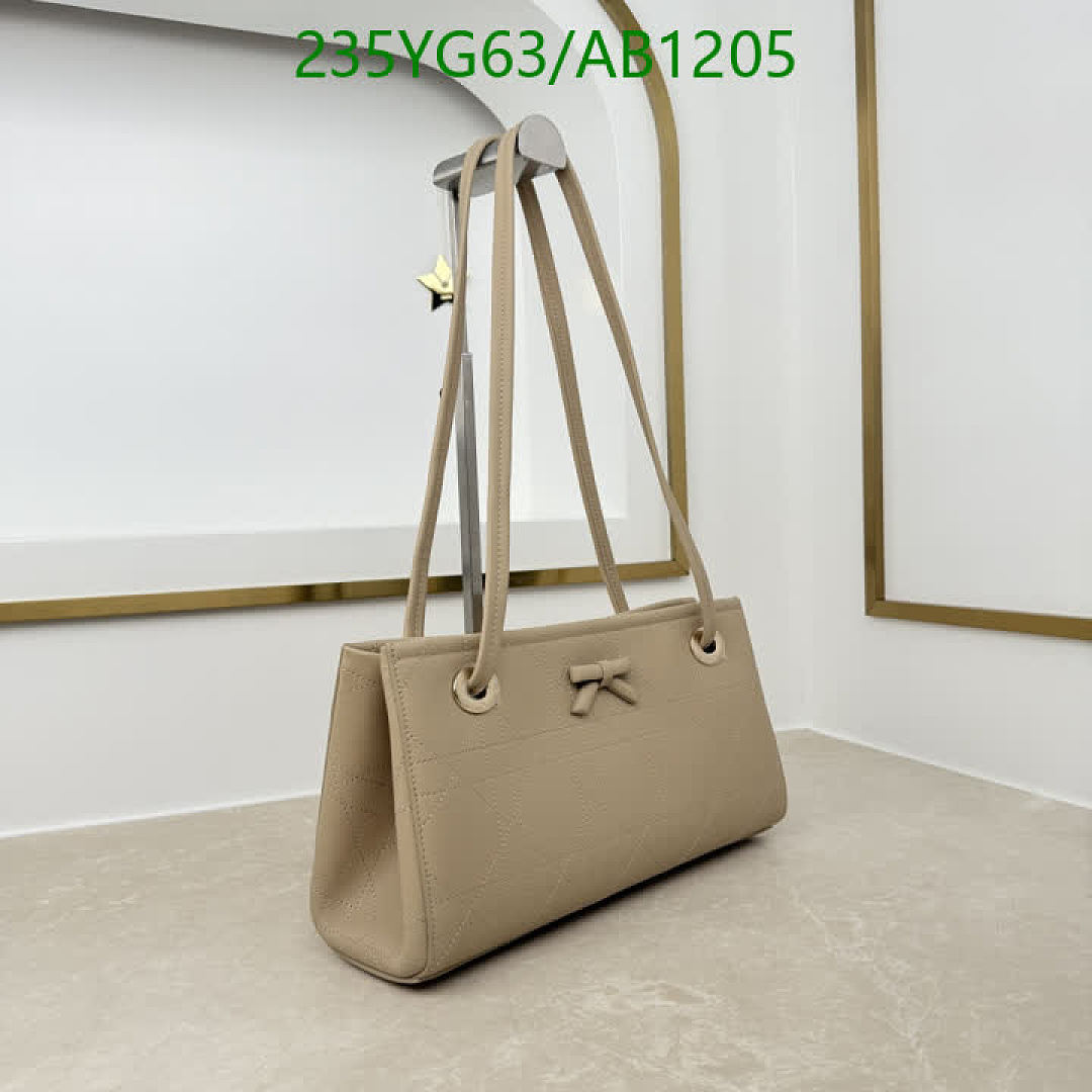 Dior-BagsMirror Quality Code: AB1205 $: 235USD