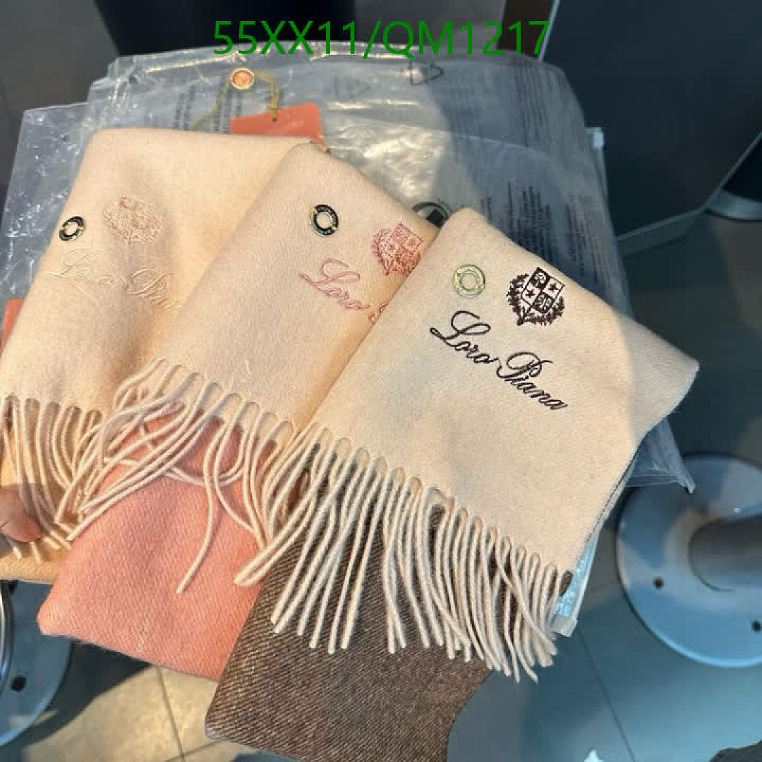 Loro Piana-Scarves Code: QM1217 $: 55USD