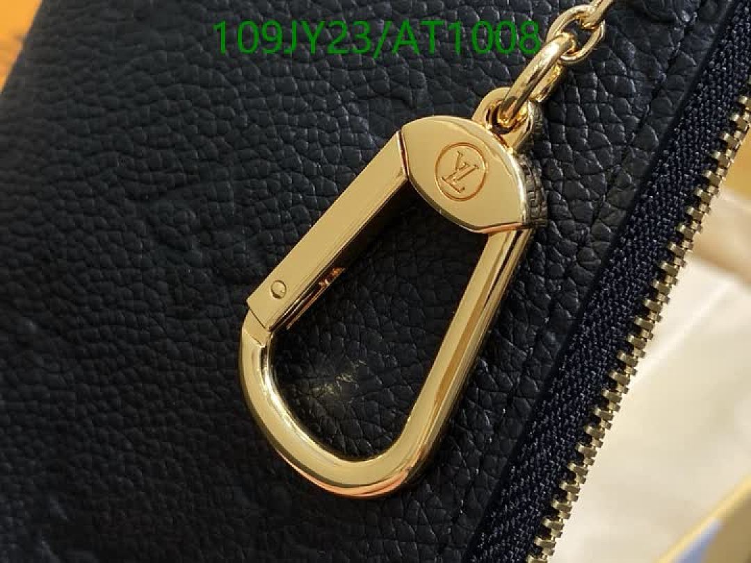 LV-WalletsMirror Quality Code: AT1008 $: 109USD