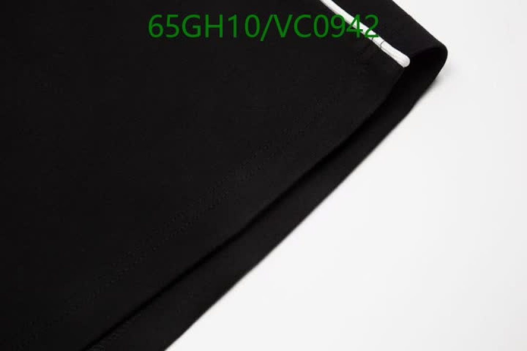 Balenciaga-Clothing Code: VC0942 $: 65USD