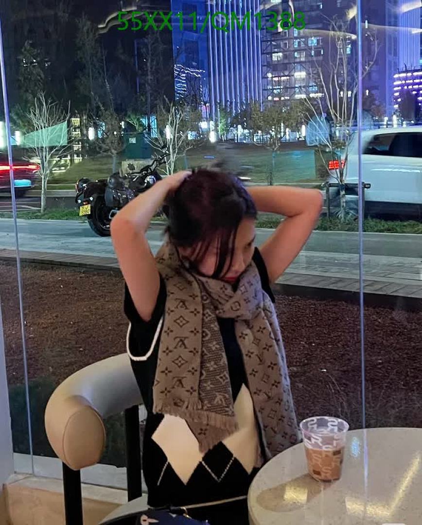 LV-Scarves Code: QM1388 $: 55USD