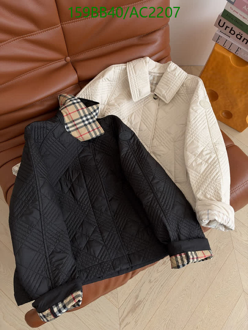 Burberry-Clothing Code: AC2207 $: 159USD