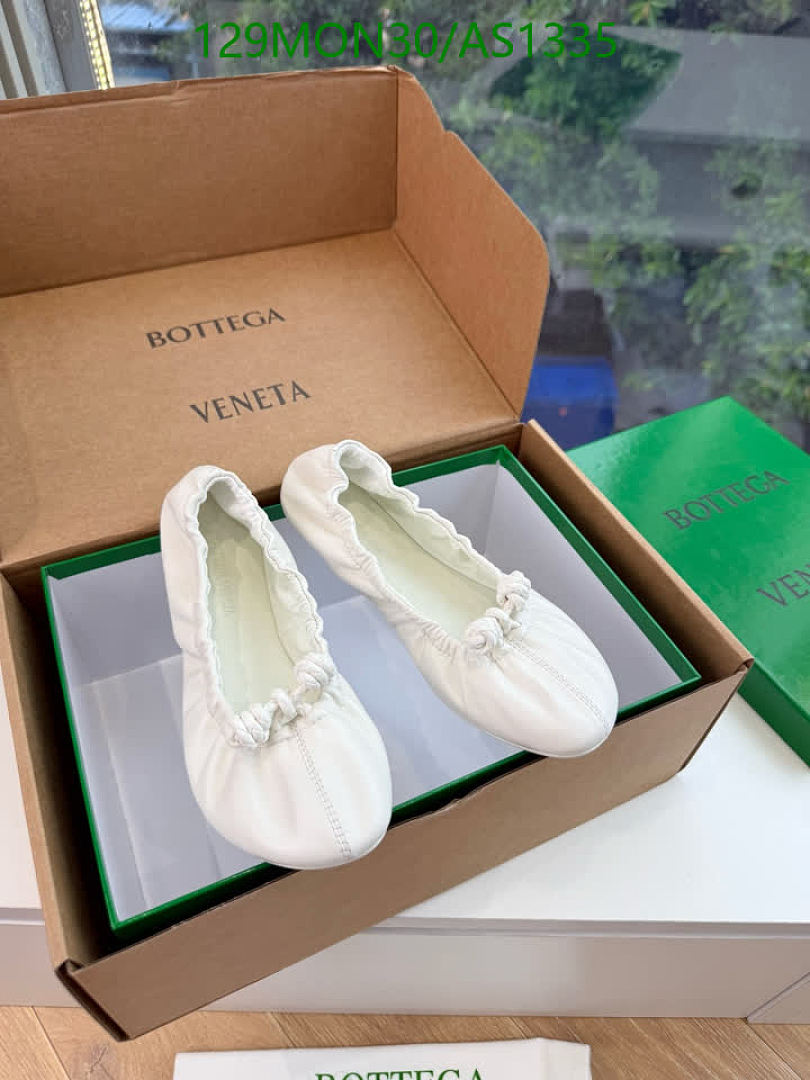 BV-Women Shoes Code: AS1335 $: 129USD