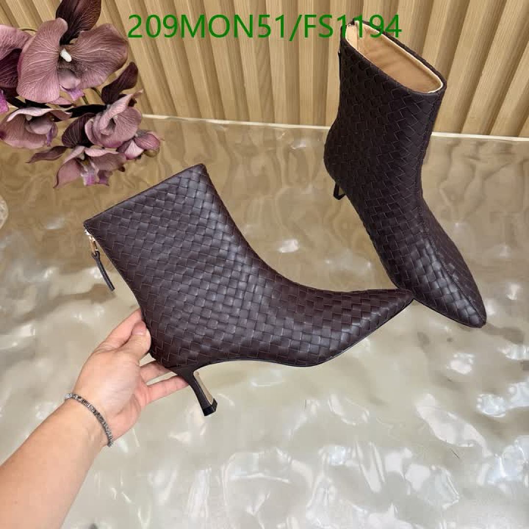 BV-Women Shoes Code: FS1194 $: 209USD