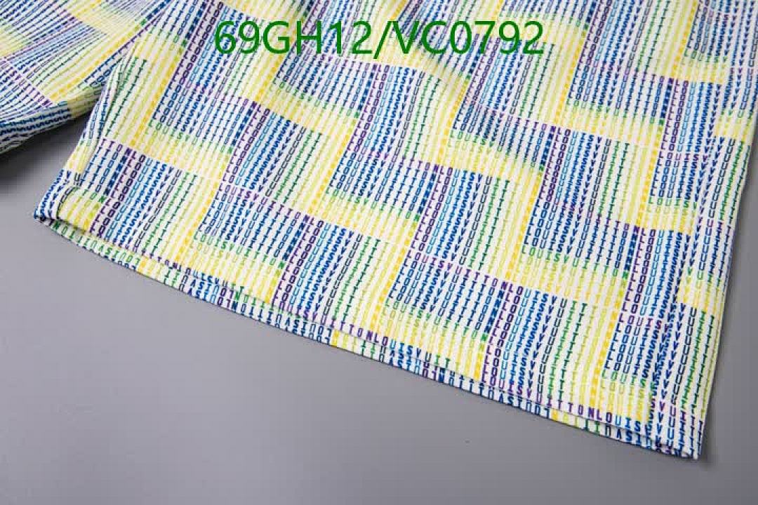 LV-Clothing Code: VC0792 $: 69USD