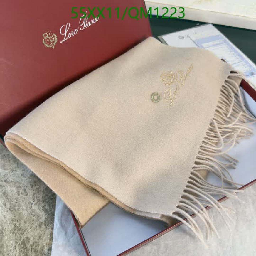 Loro Piana-Scarves Code: QM1223 $: 55USD