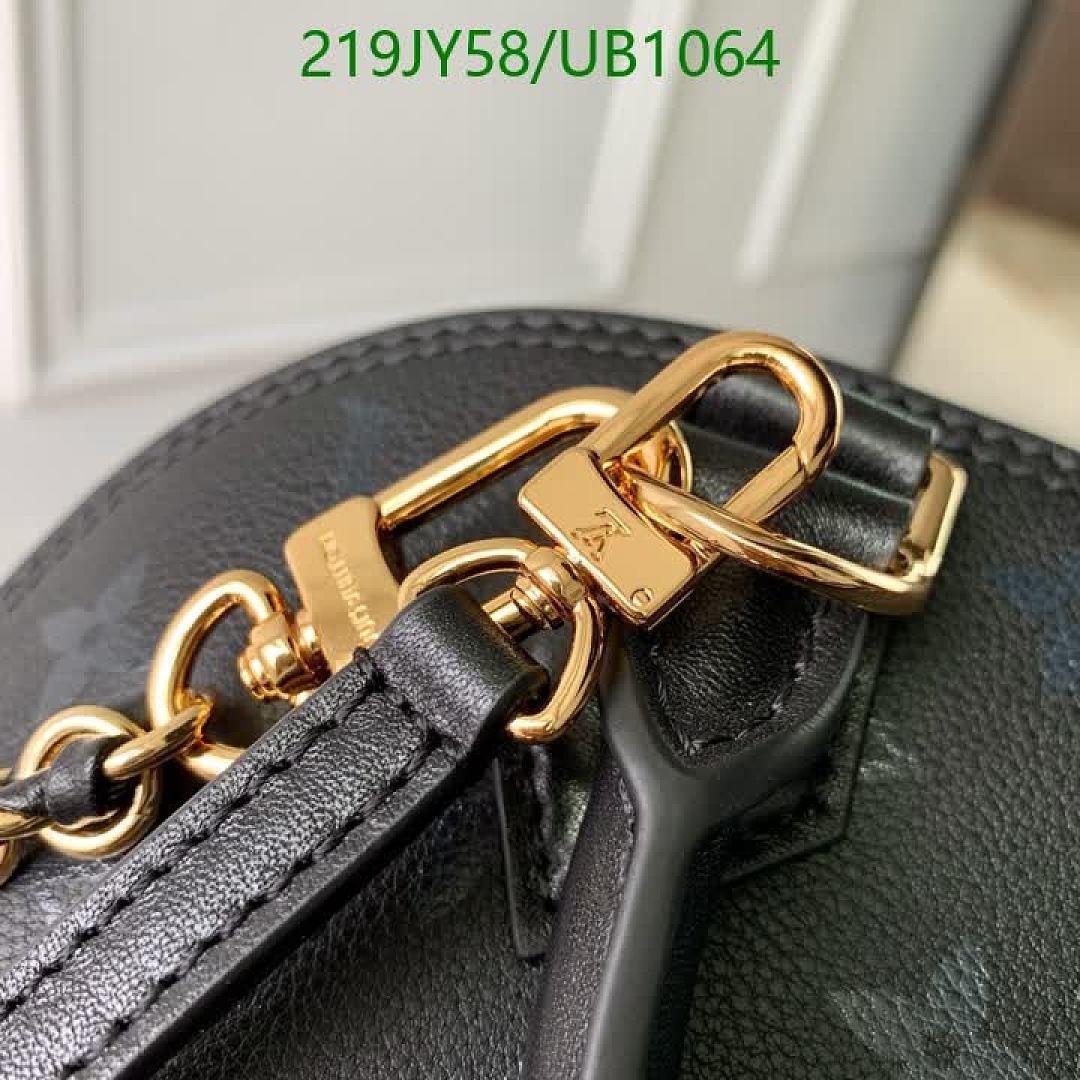 LV-BagsMirror Quality Code: UB1064 $: 219USD