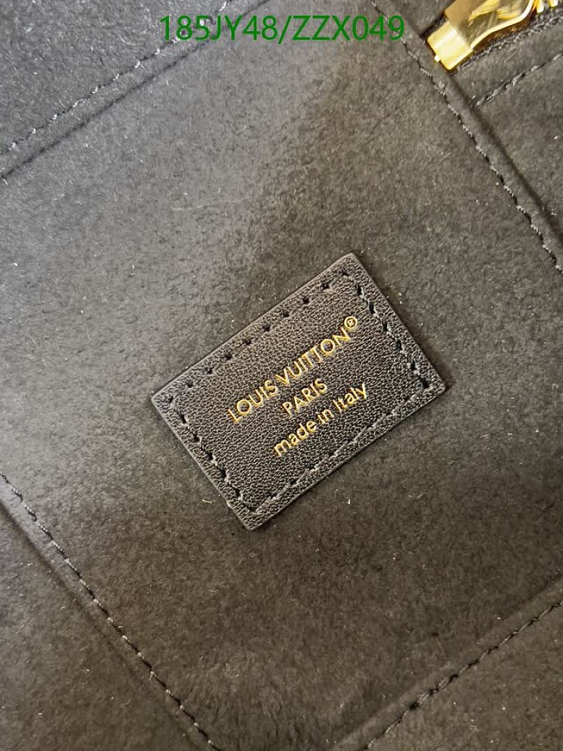 LV-BagsMirror Quality Code: ZZX049 $: 235USD