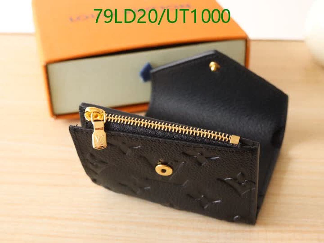 LV-WalletsMirror Quality Code: UT1000 $: 79USD
