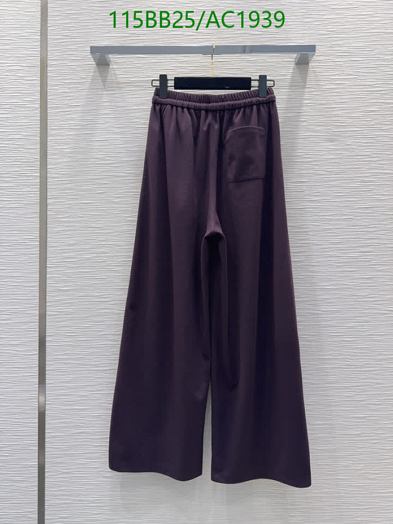 Chanel-Clothing Code: AC1939 $: 115USD