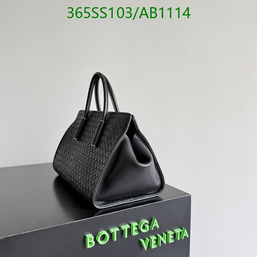 BV-BagsMirror Quality Code: AB1114 $: 365USD