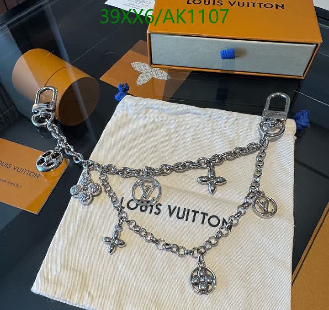 LV-Keychains & Charms Code: AK1107 $: 39USD