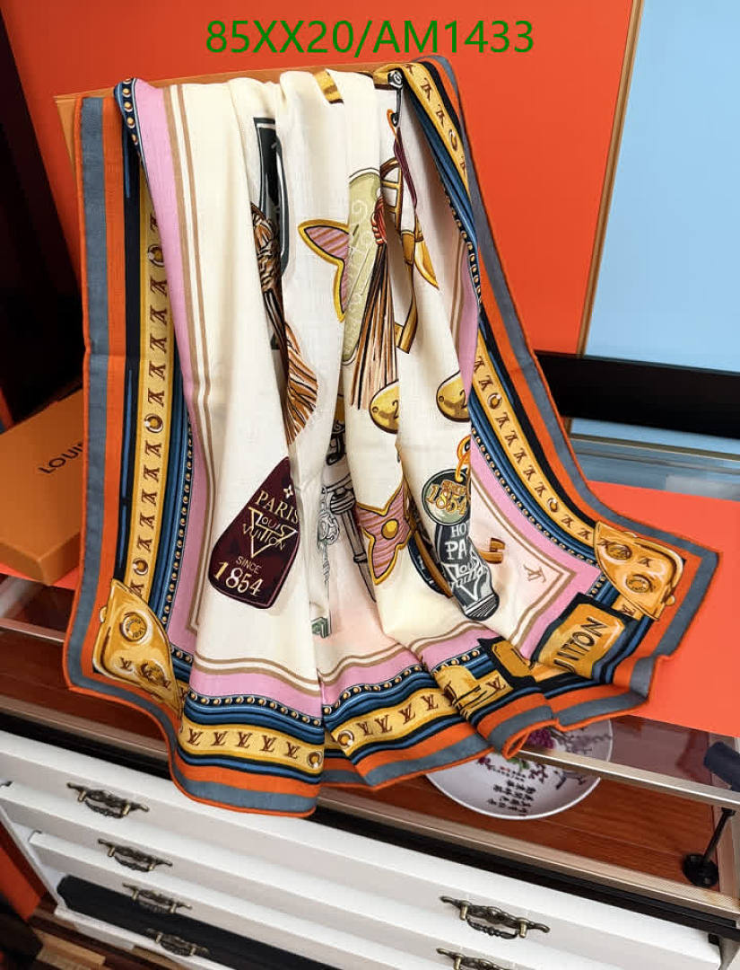 LV-Scarves Code: AM1433 $: 85USD