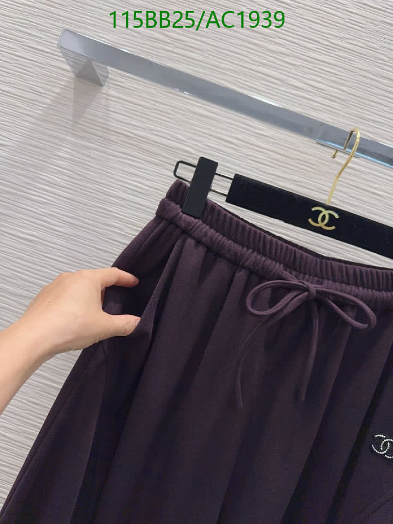 Chanel-Clothing Code: AC1939 $: 115USD