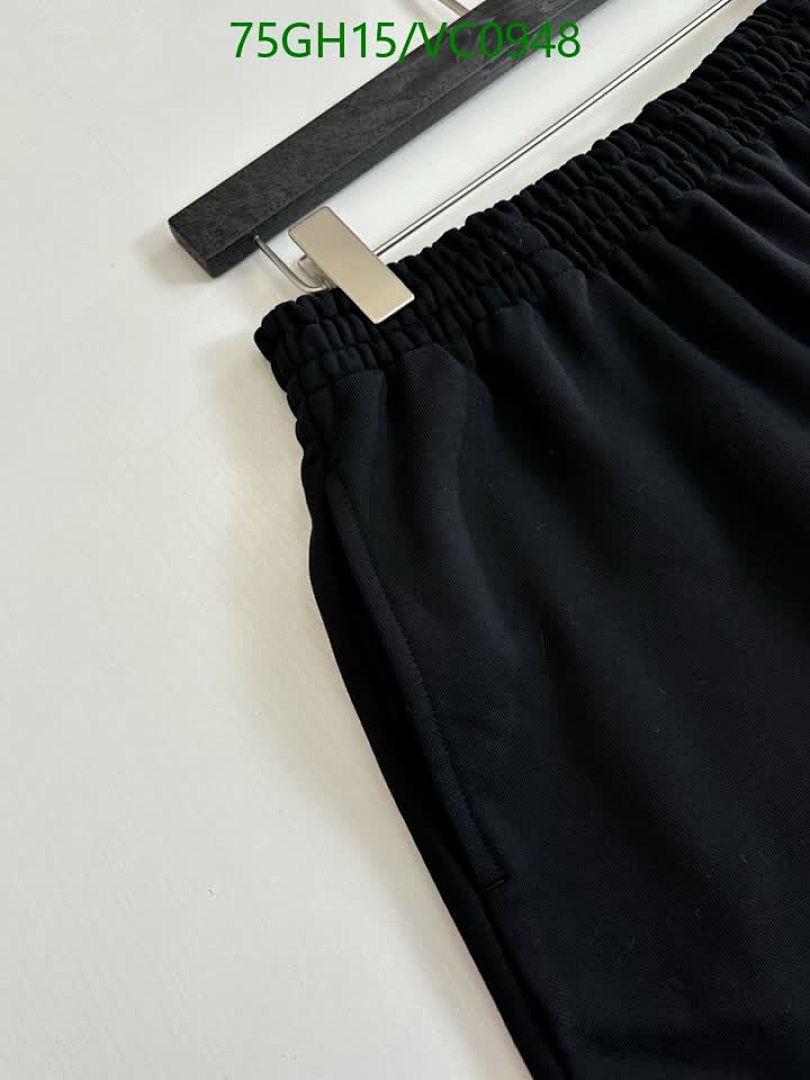 Balenciaga-Clothing Code: VC0948 $: 75USD