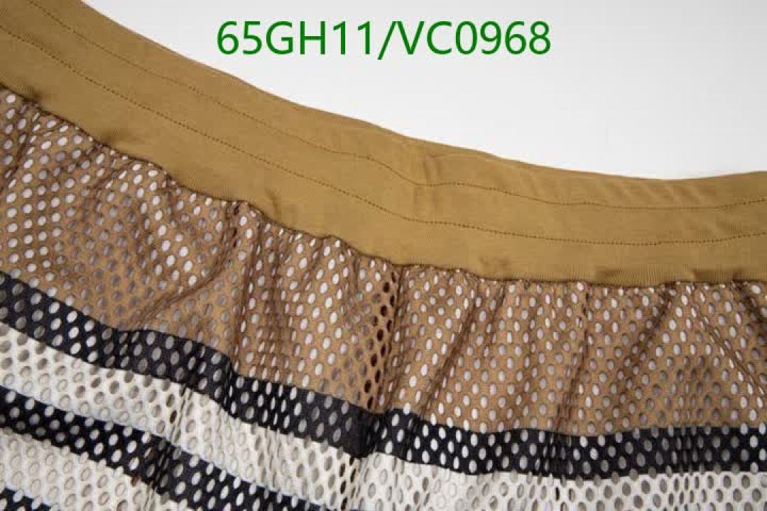 Burberry-Clothing Code: VC0968 $: 65USD