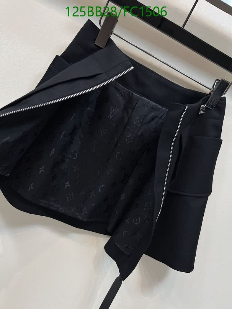 LV-Clothing Code: FC1506 $: 125USD